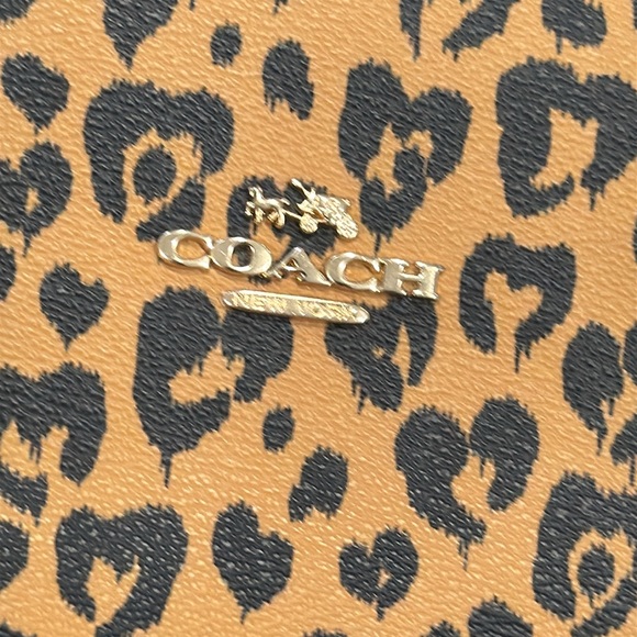 Coach Bag Reversible Leopard City Tote Bag - Picture 13 of 17